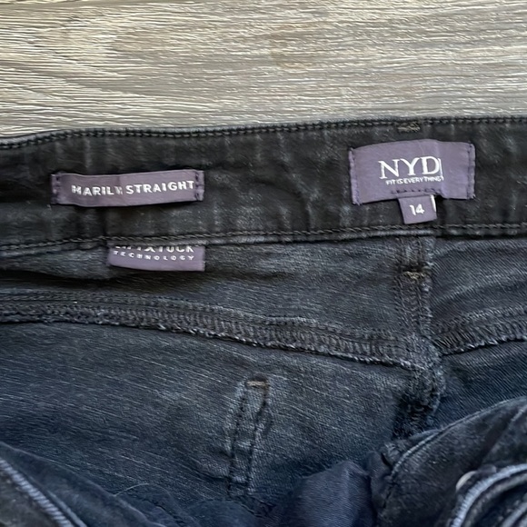 NYDJ | Marilyn Straight LiftTuck Slimming Zip Fly Black Jeans Size 14 - Picture 9 of 9